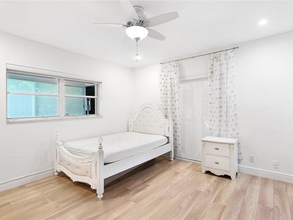2801 NE 59th St, Fort Lauderdale FL 33308
