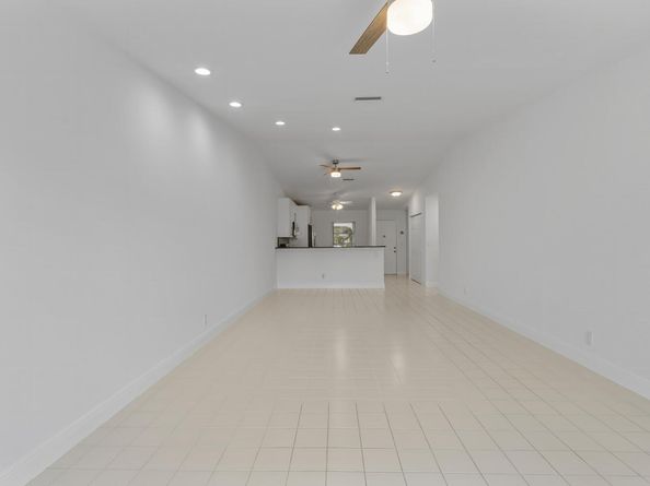 8637 Sunbird Place, Boca Raton FL 33496