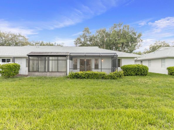 8637 Sunbird Place, Boca Raton FL 33496