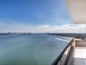 100 Lakeshore Drive 1753, North Palm Beach FL 33408