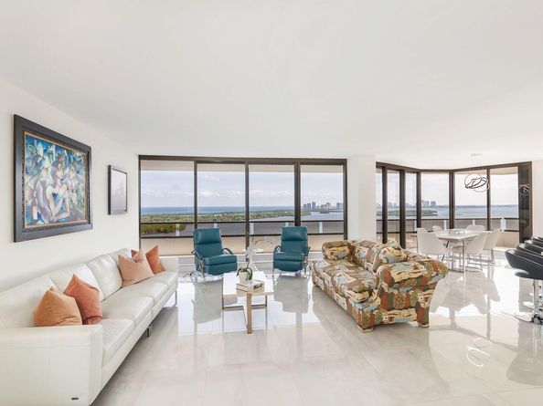 100 Lakeshore Drive 1753, North Palm Beach FL 33408