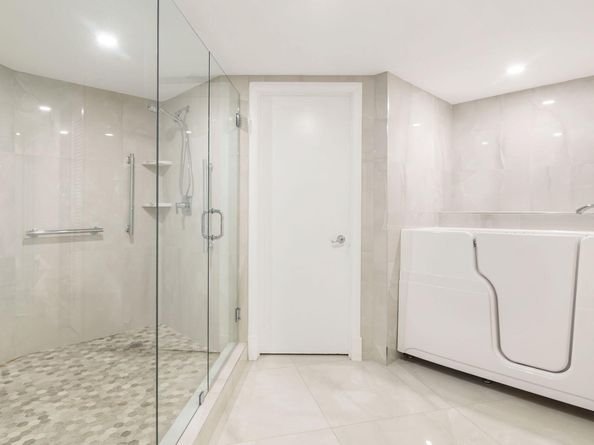 100 Lakeshore Drive 1753, North Palm Beach FL 33408