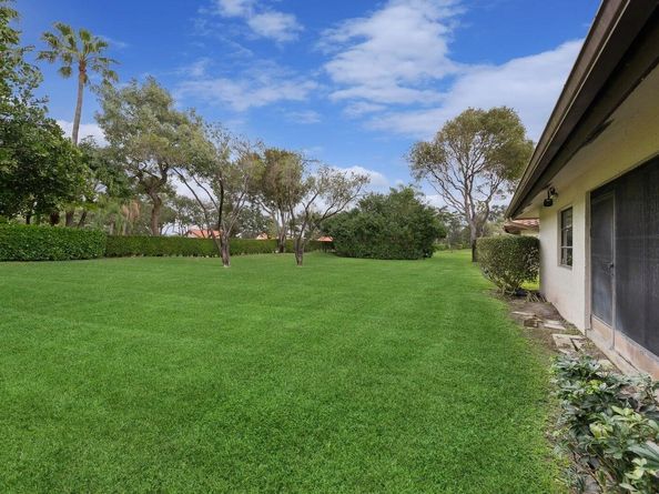 6410 Royal Manor Circle, Delray Beach FL 33484