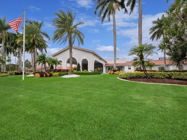 6410 Royal Manor Circle, Delray Beach FL 33484