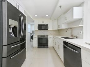 198 NW 67th Street 302, Boca Raton FL 33487