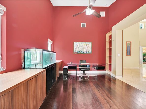 2631 Okeechobee Lane, Fort Lauderdale FL 33312