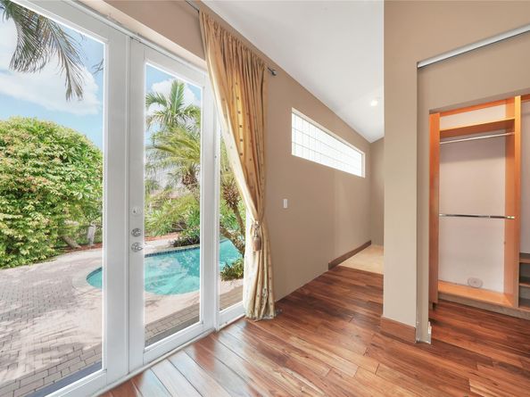2631 Okeechobee Lane, Fort Lauderdale FL 33312