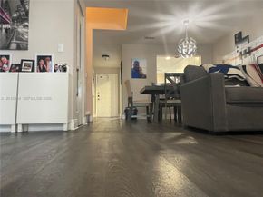 9810 NW 10th Street 88, Pembroke Pines FL 33024
