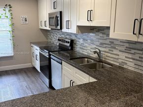 9810 NW 10th Street 88, Pembroke Pines FL 33024