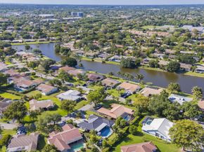 8555 SW 1st Place, Coral Springs FL 33071