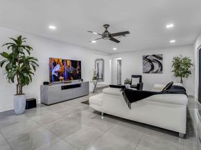 8555 SW 1st Place, Coral Springs FL 33071