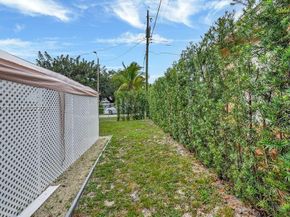 600 NW 34th Avenue, Miami FL 33125