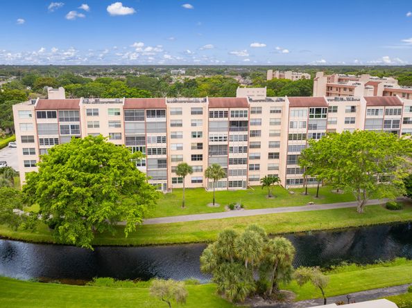 14527 Bonaire Boulevard 203, Delray Beach FL 33446