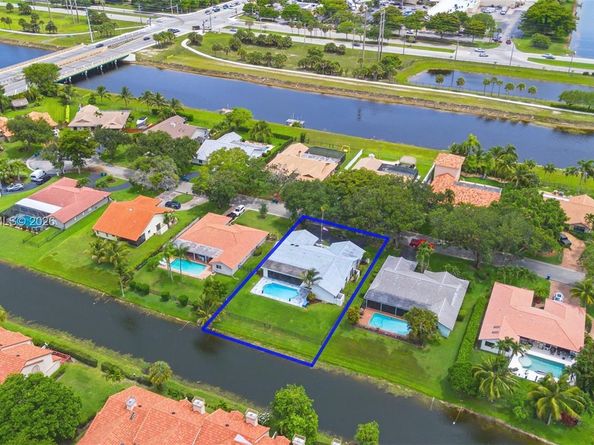 10945 SW 1st Court, Coral Springs FL 33071