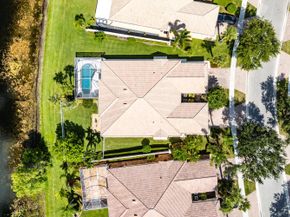 8413 Cozumel Lane, Wellington FL 33414