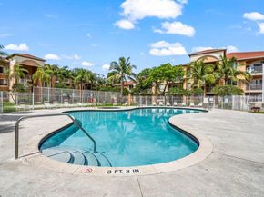6900 SW 39th Street 101j, Davie FL 33314
