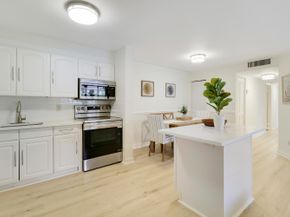 1107 Duncan Circle 102, Palm Beach Gardens FL 33418