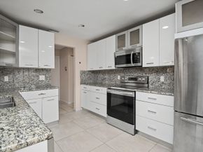 7986 Palacio Del Mar Drive, Boca Raton FL 33433