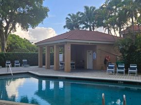11453 Lakeview Drive 4a, Coral Springs FL 33071