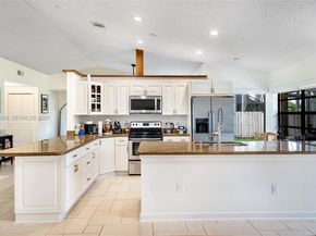 1110 Cedar Creek Way, Davie FL 33325