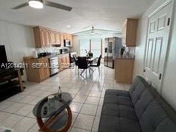 114 Lone Pine Drive, Hallandale Beach FL 33009