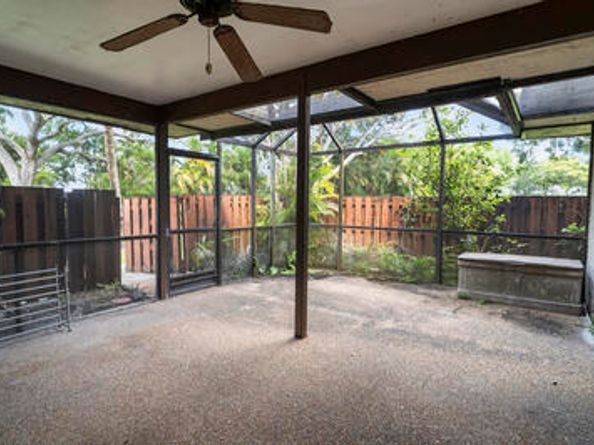 2561 NW 99th Avenue, Coral Springs FL 33065