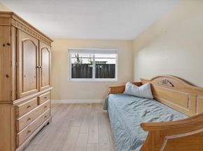 15541 Dover Court, Davie FL 33331