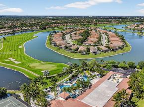 8033 Aberdeen Drive 102, Boynton Beach FL 33472