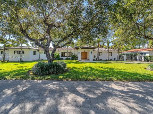 1424 Algardi Avenue, Coral Gables FL 33146