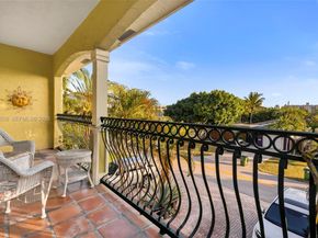 423 NE 23rd Street, Wilton Manors FL 33305