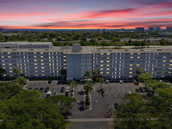 5700 NW 2nd Avenue 604, Boca Raton FL 33487