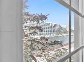 2965 NE 185th Street 1513, Aventura FL 33180