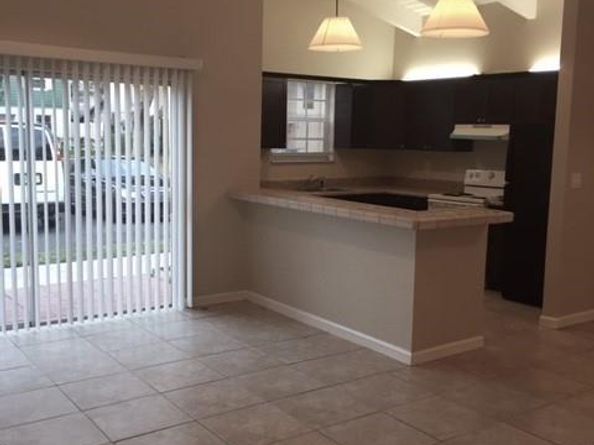 8002 SW 7th Ct, North Lauderdale FL 33068