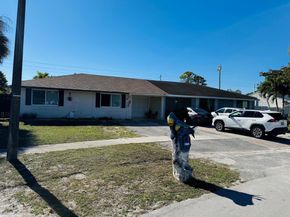 4732 Chariot Circle, Greenacres FL 33463