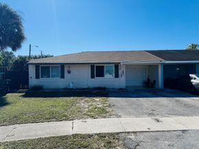 4732 Chariot Circle, Greenacres FL 33463