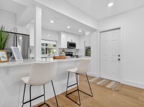 631 Curtiss Pkwy, Miami Springs FL 33166