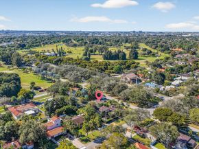 631 Curtiss Pkwy, Miami Springs FL 33166