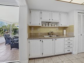 2291 NW 72nd Ave, Sunrise FL 33313