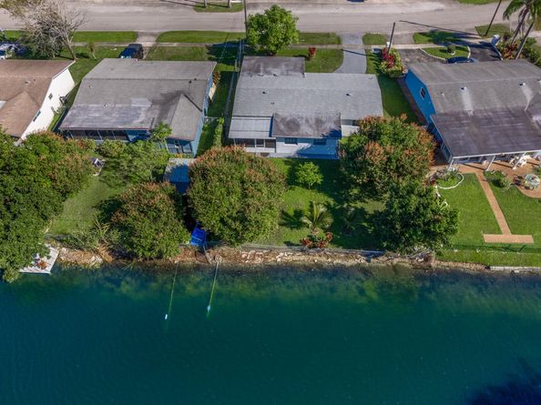 2291 NW 72nd Ave, Sunrise FL 33313