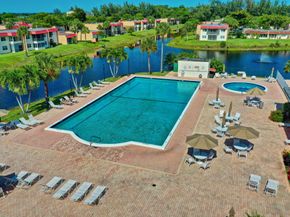 135 Lake Anne Drive, West Palm Beach FL 33411