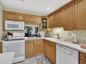 135 Lake Anne Drive, West Palm Beach FL 33411