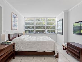 2016 Bay Drive 203, Miami Beach FL 33141