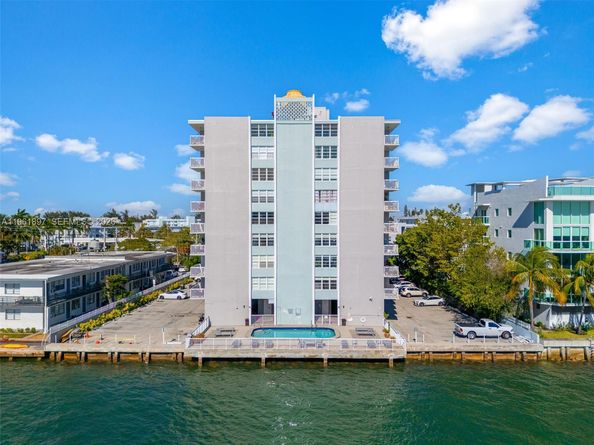 2016 Bay Drive 203, Miami Beach FL 33141