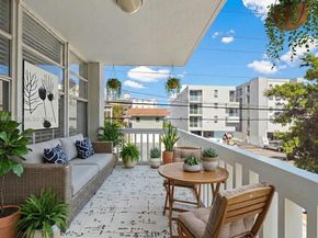 2016 Bay Drive 203, Miami Beach FL 33141