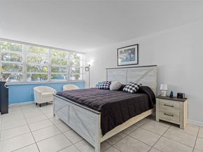 2016 Bay Drive 203, Miami Beach FL 33141