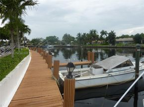 180 Cypress Club Drive 811, Pompano Beach FL 33060