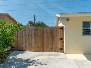 1416 W Hardee Street, Lantana FL 33462