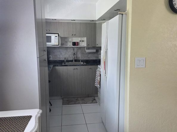 15610 NE 6th Ave 29C, Miami FL 33162