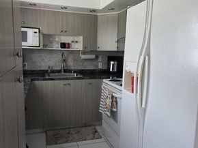 15610 NE 6th Ave 29C, Miami FL 33162