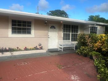916 Caroline Avenue